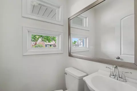 Bath - 213 Brooke Dr, Hampton, VA 23669 photo 1 of 5