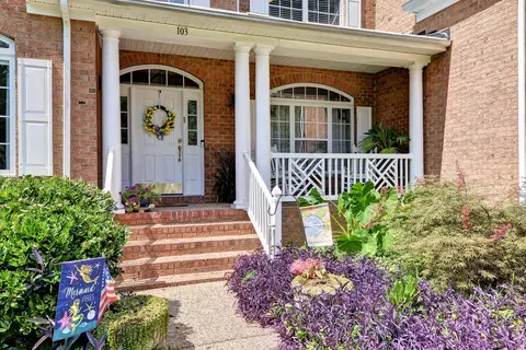 Exterior - 103 Sloop Ct, Williamsburg, VA 23185 photo 5 of 17