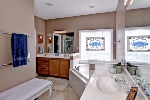 Bath - 103 Sloop Ct, Williamsburg, VA 23185 photo 2 of 6