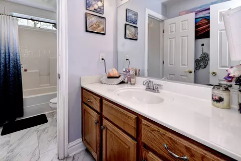Bath - 103 Sloop Ct, Williamsburg, VA 23185 photo 5 of 6