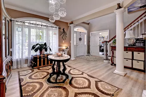 Entry Way - 103 Sloop Ct, Williamsburg, VA 23185 photo 3 of 4