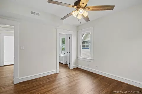 Bedroom - 117 Pochin Pl, Hampton, VA 23661 photo 2 of 6