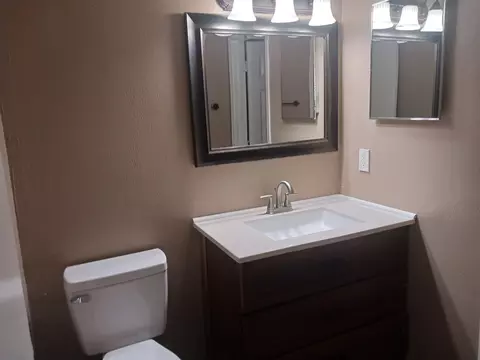 Bath - 89 Cape Dorey Dr #3A, Hampton, VA 23666 photo 1 of 3