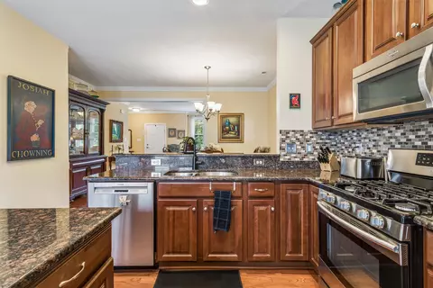 Kitchen - 100 Park Pl, Williamsburg, VA 23185 photo 3 of 5