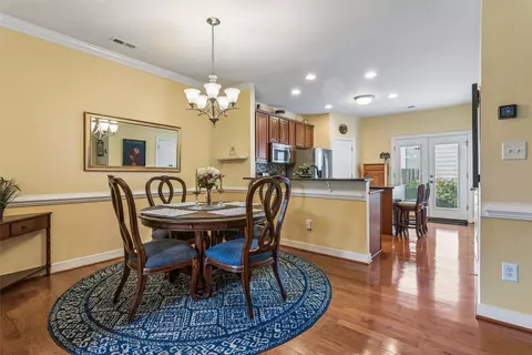 Dining - 100 Park Pl, Williamsburg, VA 23185 photo 1 of 3