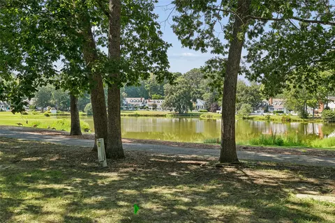View/Area - 116 Par Dr, Williamsburg, VA 23188 photo 1 of 10
