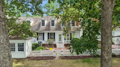 Exterior - 116 Par Dr, Williamsburg, VA 23188 photo 6 of 8