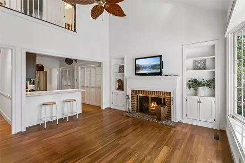 Living - 116 Par Dr, Williamsburg, VA 23188 photo 2 of 2