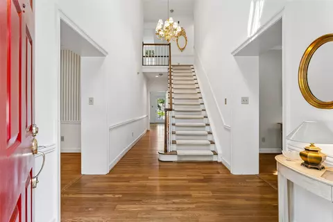 Entry Way - 116 Par Dr, Williamsburg, VA 23188 photo 1 of 7