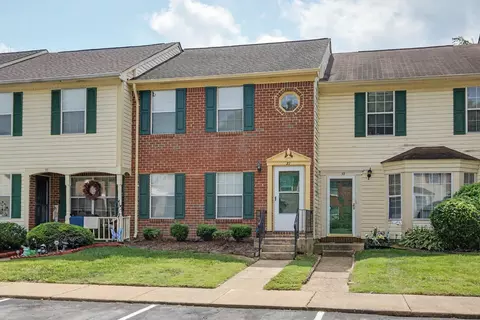 Exterior - 37 S Gawain Way, Hampton, VA 23669 photo 3 of 6