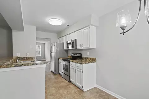 Kitchen - 37 S Gawain Way, Hampton, VA 23669 photo 1 of 3