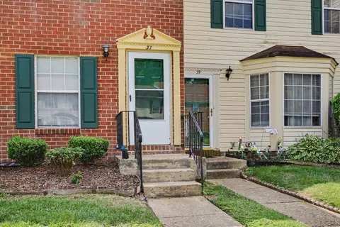Exterior - 37 S Gawain Way, Hampton, VA 23669 photo 4 of 6