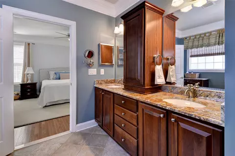 Bath - 4235 Old Lock Rd, Williamsburg, VA 23185 photo 3 of 5