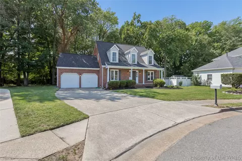 Exterior - 20 Rhoda Ct, Hampton, VA 23664 photo 2 of 8
