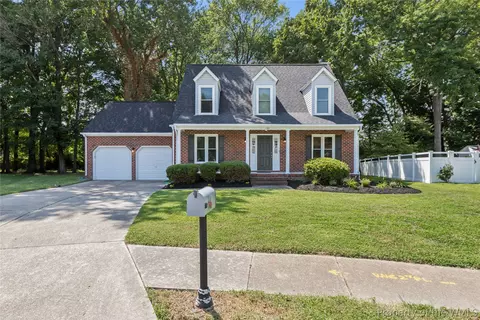 Exterior - 20 Rhoda Ct, Hampton, VA 23664 photo 3 of 8
