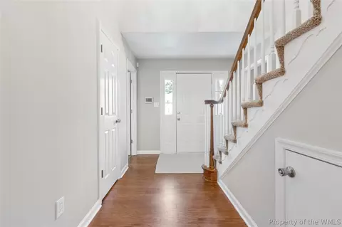 Entry Way - 20 Rhoda Ct, Hampton, VA 23664 photo 1 of 7