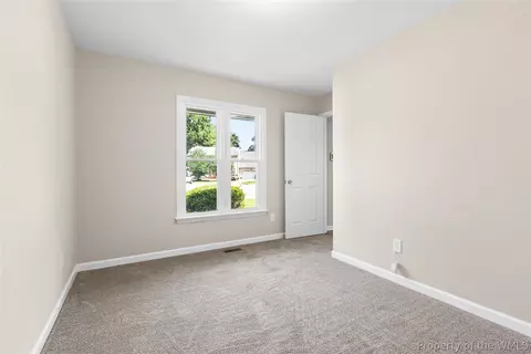 Bedroom - 20 Rhoda Ct, Hampton, VA 23664 photo 2 of 5