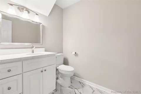Bath - 20 Rhoda Ct, Hampton, VA 23664 photo 1 of 6