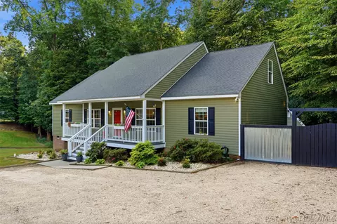 Exterior - 1755 Dispatch Rd, Quinton, VA 23141 photo 4 of 9