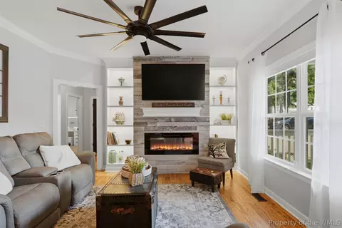 Living - 1755 Dispatch Rd, Quinton, VA 23141 photo 1 of 2