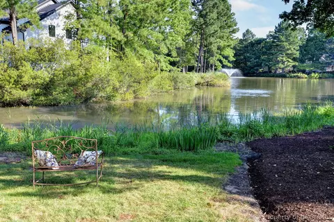 View/Area - 2900 Thomas Smith Ln, Williamsburg, VA 23185 photo 3 of 7