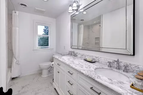 Bath - 2900 Thomas Smith Ln, Williamsburg, VA 23185 photo 11 of 11