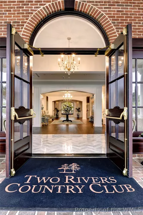 Entry Way - 2900 Thomas Smith Ln, Williamsburg, VA 23185 photo 4 of 6