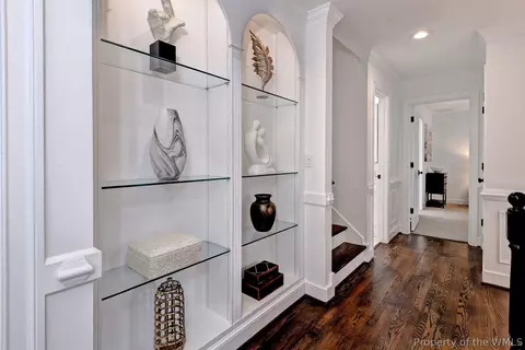 Entry Way - 2900 Thomas Smith Ln, Williamsburg, VA 23185 photo 2 of 6