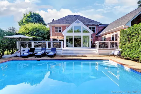 Exterior - 2900 Thomas Smith Ln, Williamsburg, VA 23185 photo 7 of 15