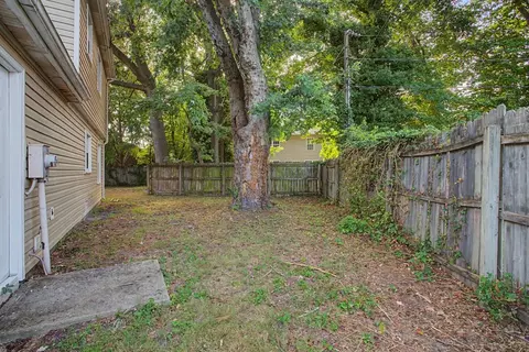 Exterior - 2908 Bending Oak Dr, Hampton, VA 23666 photo 9 of 9