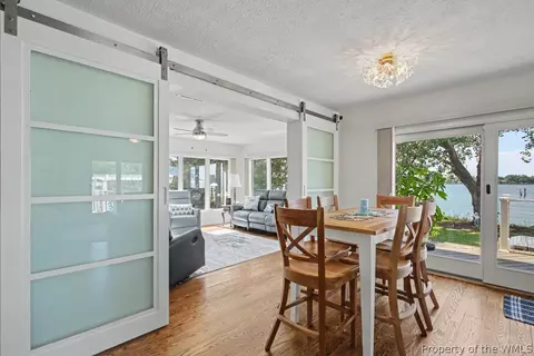 Dining - 70 Old Meribeth Rd, Hampton, VA 23669 photo 7 of 8