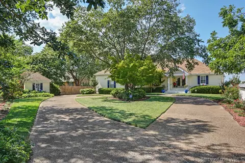 70 Old Meribeth Rd, Hampton, VA 23669