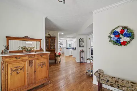 Entry Way - 70 Old Meribeth Rd, Hampton, VA 23669 photo 1 of 1