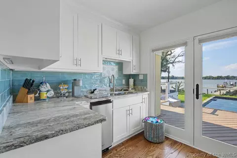 Kitchen - 70 Old Meribeth Rd, Hampton, VA 23669 photo 6 of 6