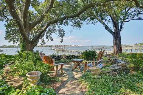 Exterior - 70 Old Meribeth Rd, Hampton, VA 23669 photo 5 of 7