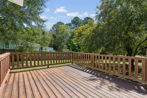 Exterior - 512 Dunning St, Williamsburg, VA 23185 photo 6 of 13