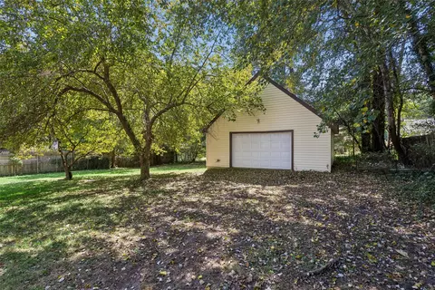 Exterior - 512 Dunning St, Williamsburg, VA 23185 photo 9 of 13