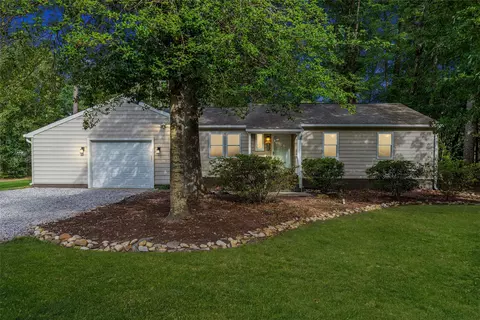 205 Wharf Row, Yorktown, VA 23692