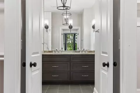 Entry Way - 7097 Ware House Rd, Gloucester, VA 23061 photo 6 of 9