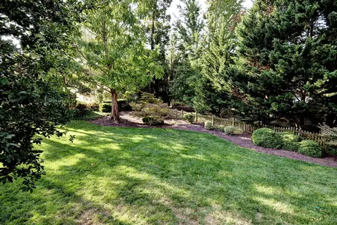 Exterior - 5331 Hillside Way, Williamsburg, VA 23185 photo 9 of 16
