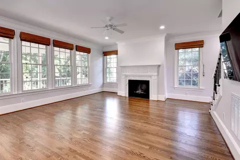 Living - 5331 Hillside Way, Williamsburg, VA 23185 photo 2 of 6