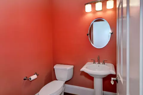 Bath - 5331 Hillside Way, Williamsburg, VA 23185 photo 1 of 6