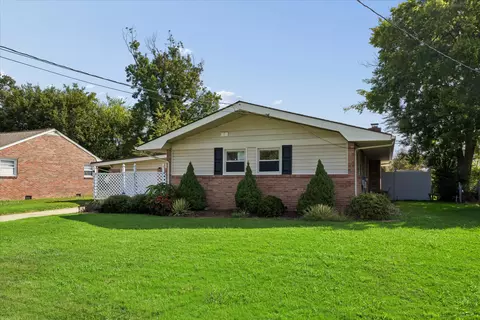 Exterior - 19 Prince James Dr, Hampton, VA 23669 photo 5 of 14