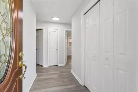 Entry Way - 19 Prince James Dr, Hampton, VA 23669 photo 1 of 4