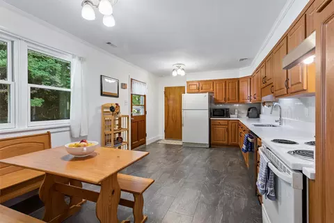 Kitchen - 6038 Pine Rd, Quinton, VA 23141 photo 1 of 4