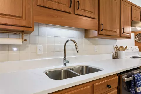 Kitchen - 6038 Pine Rd, Quinton, VA 23141 photo 4 of 4