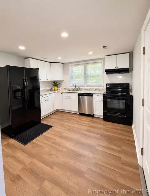 Kitchen - 906 Carolina St, Hampton, VA 23669 photo 2 of 2