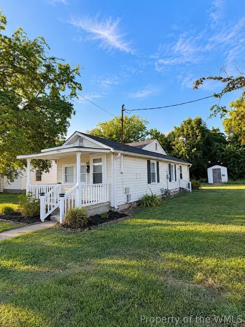 Exterior - 906 Carolina St, Hampton, VA 23669 photo 2 of 7