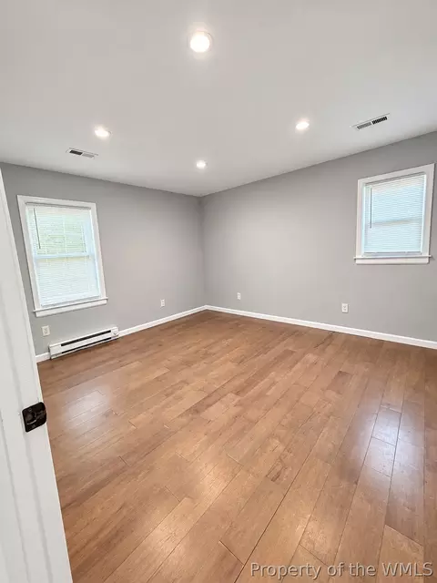 Bedroom - 906 Carolina St, Hampton, VA 23669 photo 5 of 6
