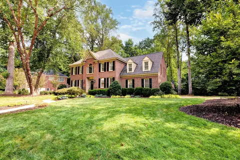 Exterior - 320 Yorkshire Dr, Williamsburg, VA 23185 photo 15 of 15